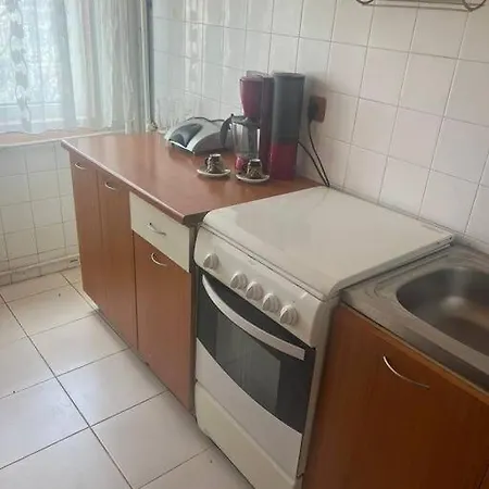 Apartament Cu 2 Central Apartment